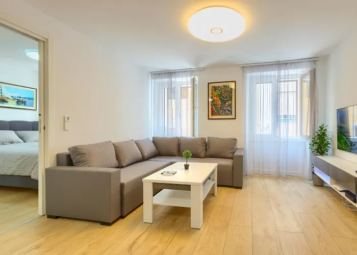 Apartman Tale - Brand New In Pula's Old Town, With Free Netflix And Wi-fi *