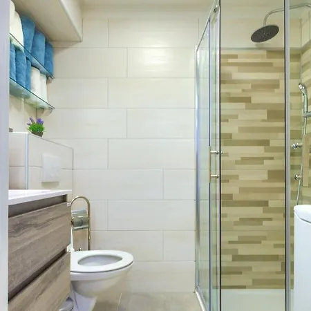 Tale - Brand New In Pula's Old Town, With Free Netflix And Wi-fi Appartement Pula