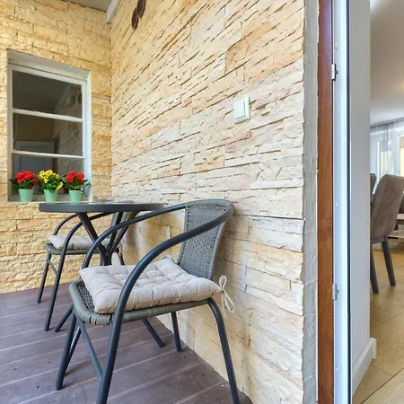 Tale - Brand New In Pula's Old Town, With Free Netflix And Wi-fi Apartment Pula